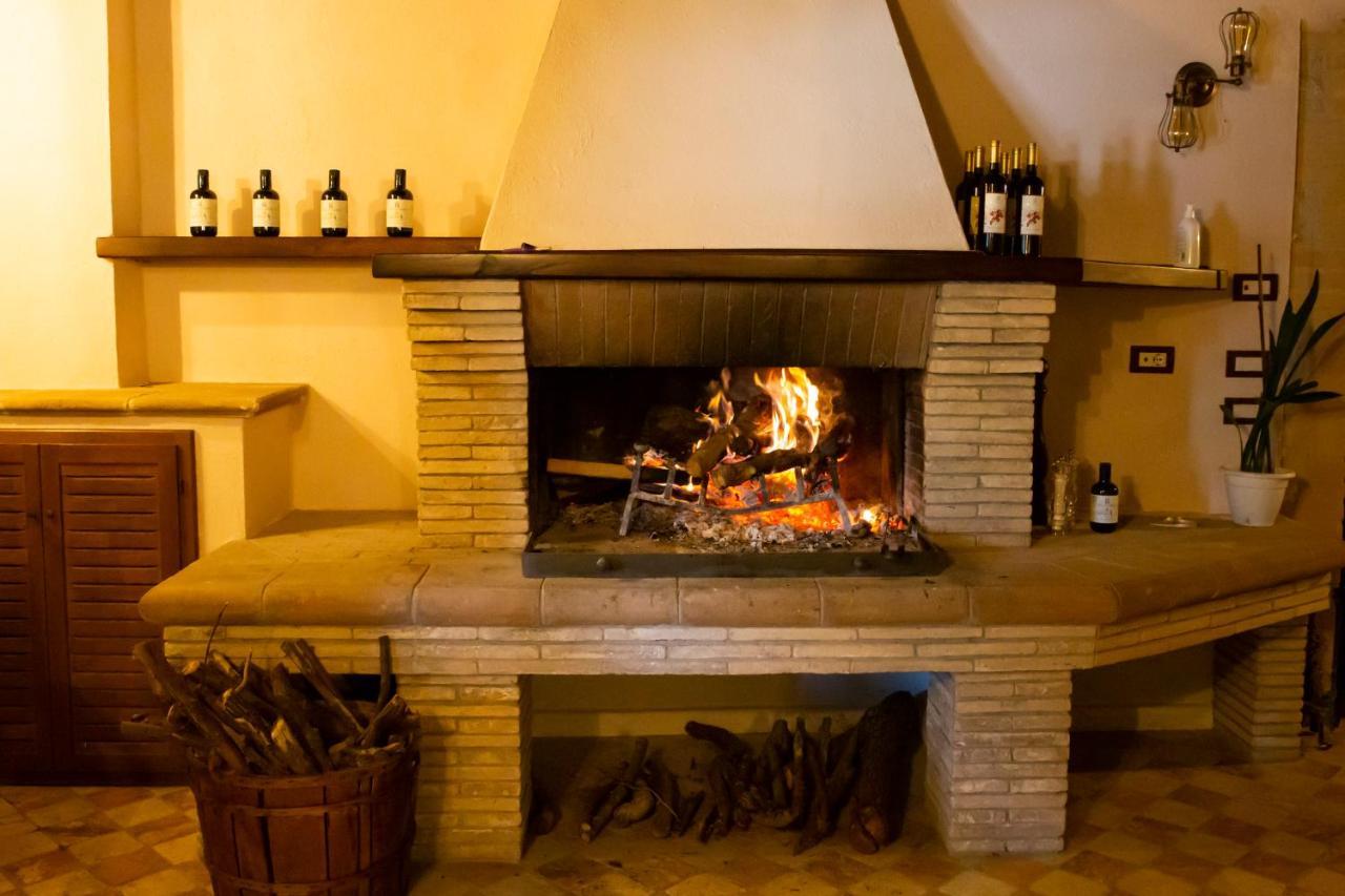 Borgo Incantato Spoleto Pompagnano Экстерьер фото